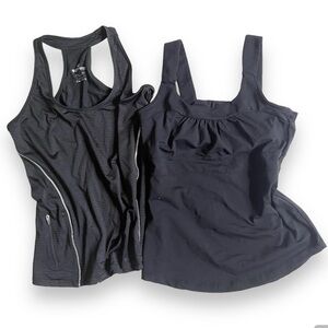 Bundle 2 pc women sz M workout gym stretch tank top racer back styling.